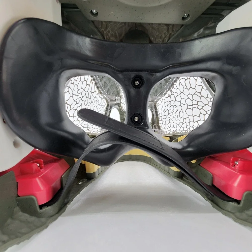 Jurassic World Park Chomp‎ N Roar Mask Velociraptor Raptor Blue Dinosaur Works